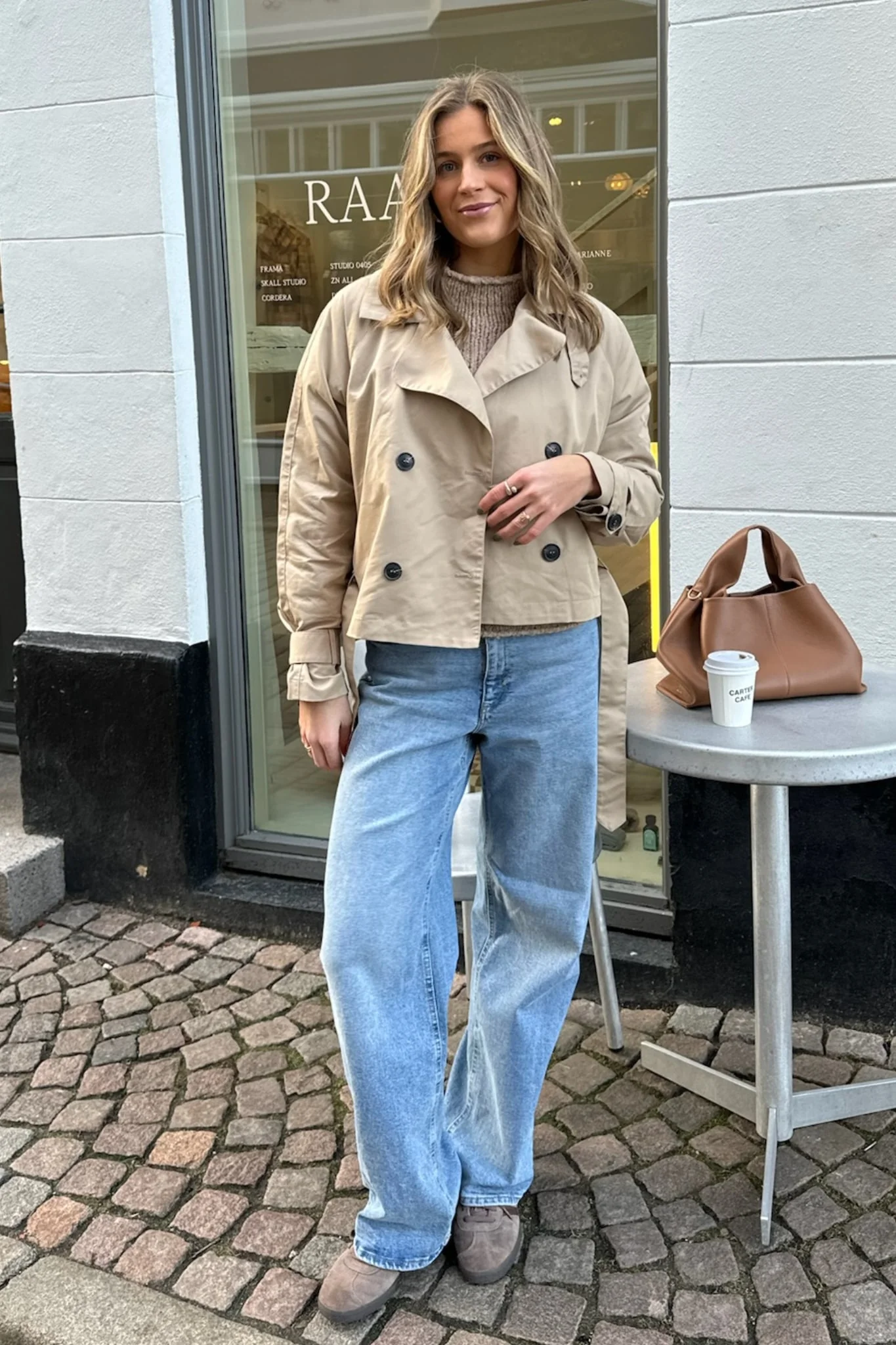 AlmaIC Trenchcoat - Light Beige