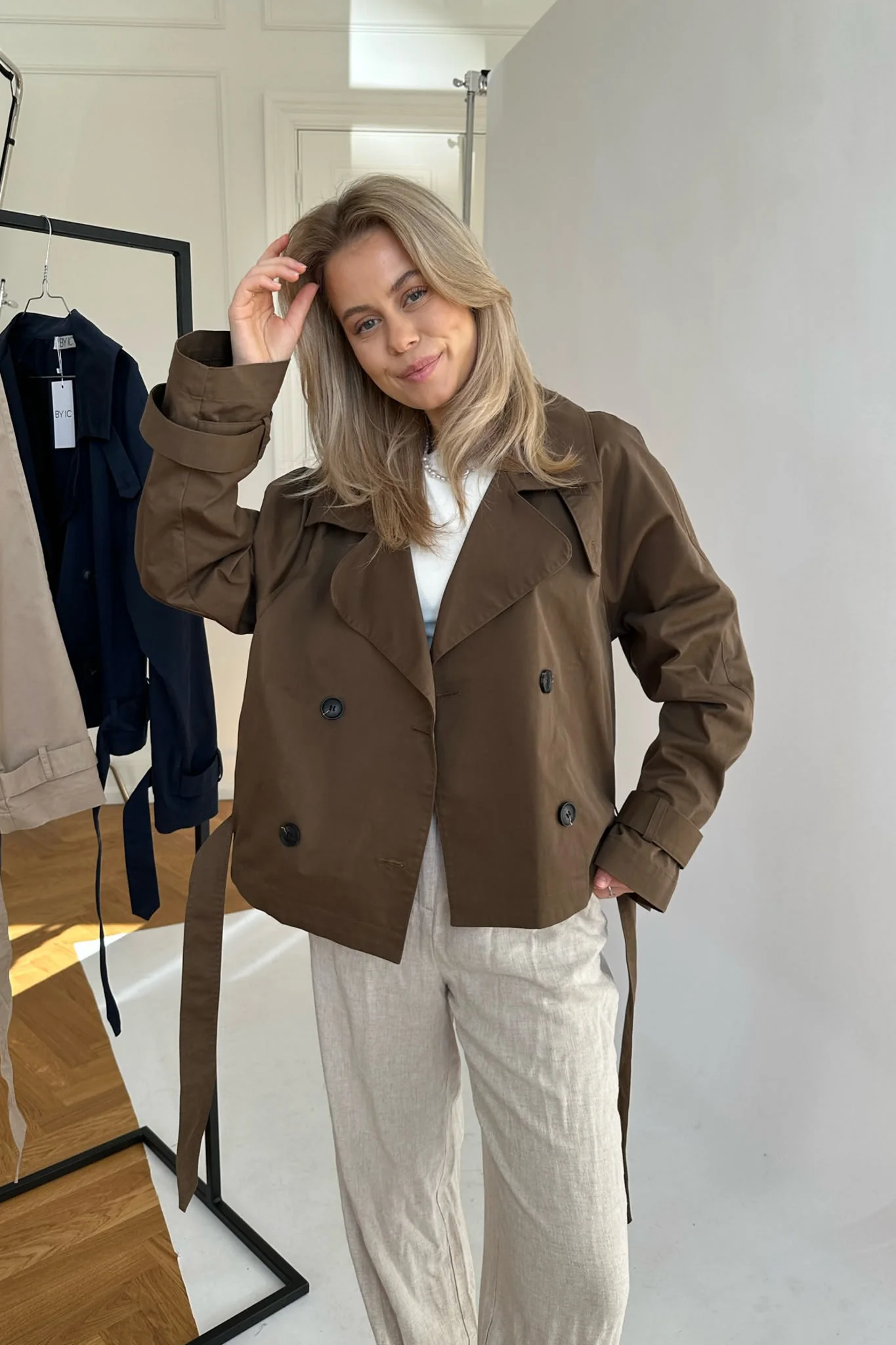 AlmaIC Trenchcoat - Brown