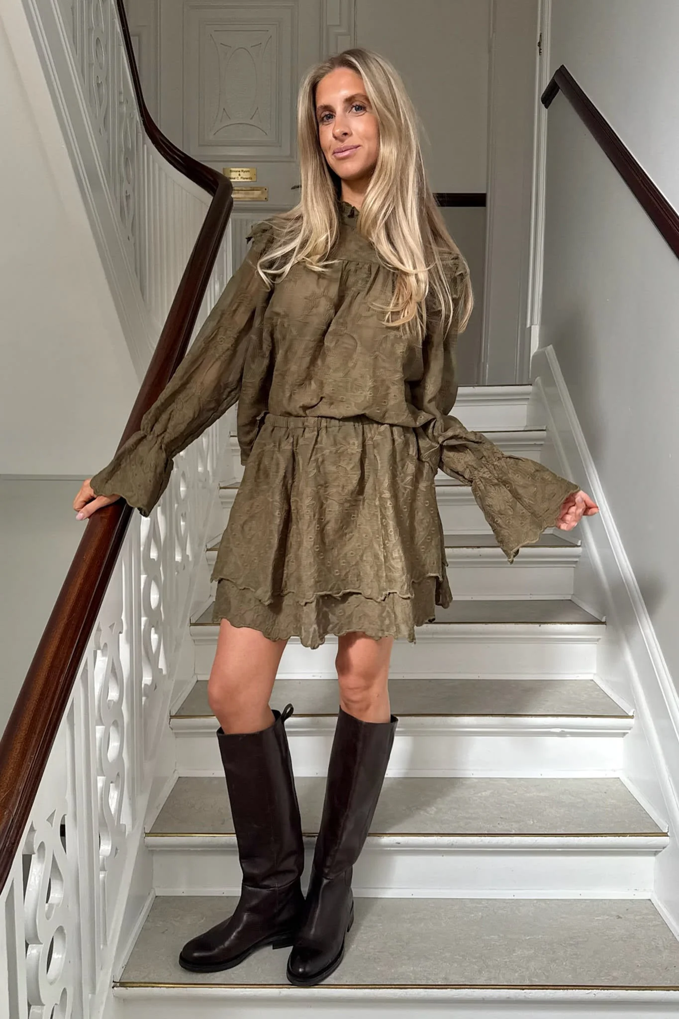EllinorIC Lace Mini Skirt - Vintage Olive - Image 3