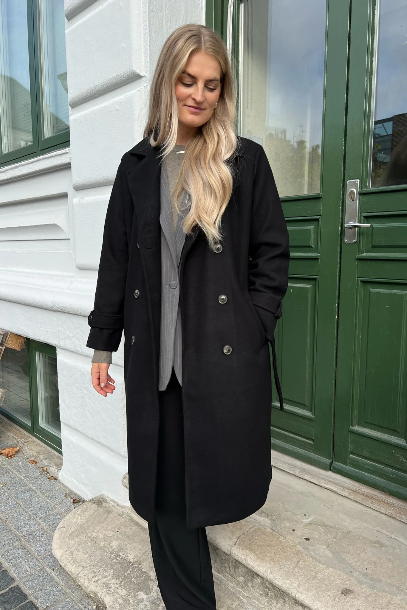 VMFortunevega Long Trenchcoat - Black Solid