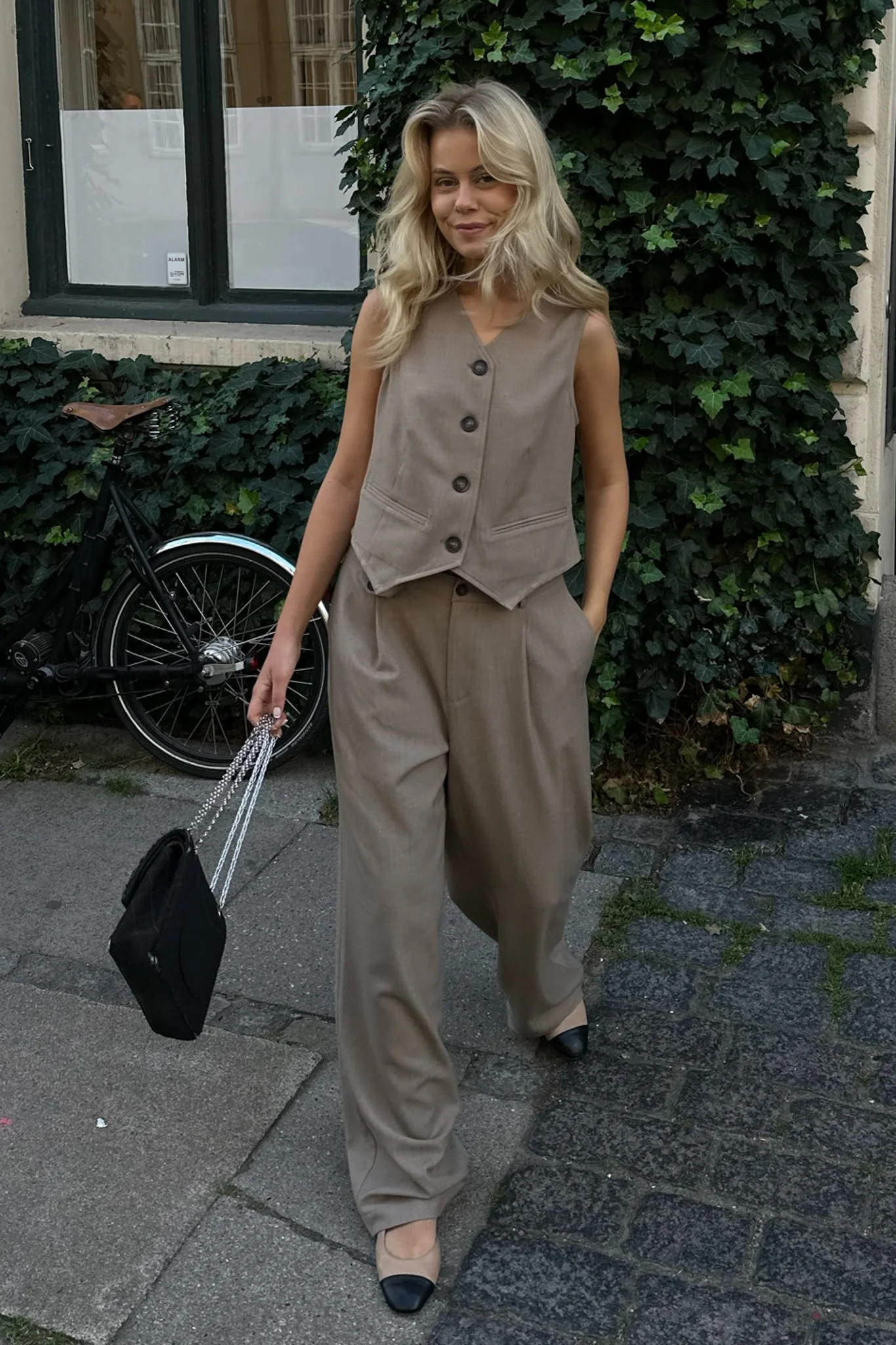 JennyIC Vest - Dark Sand - Image 5