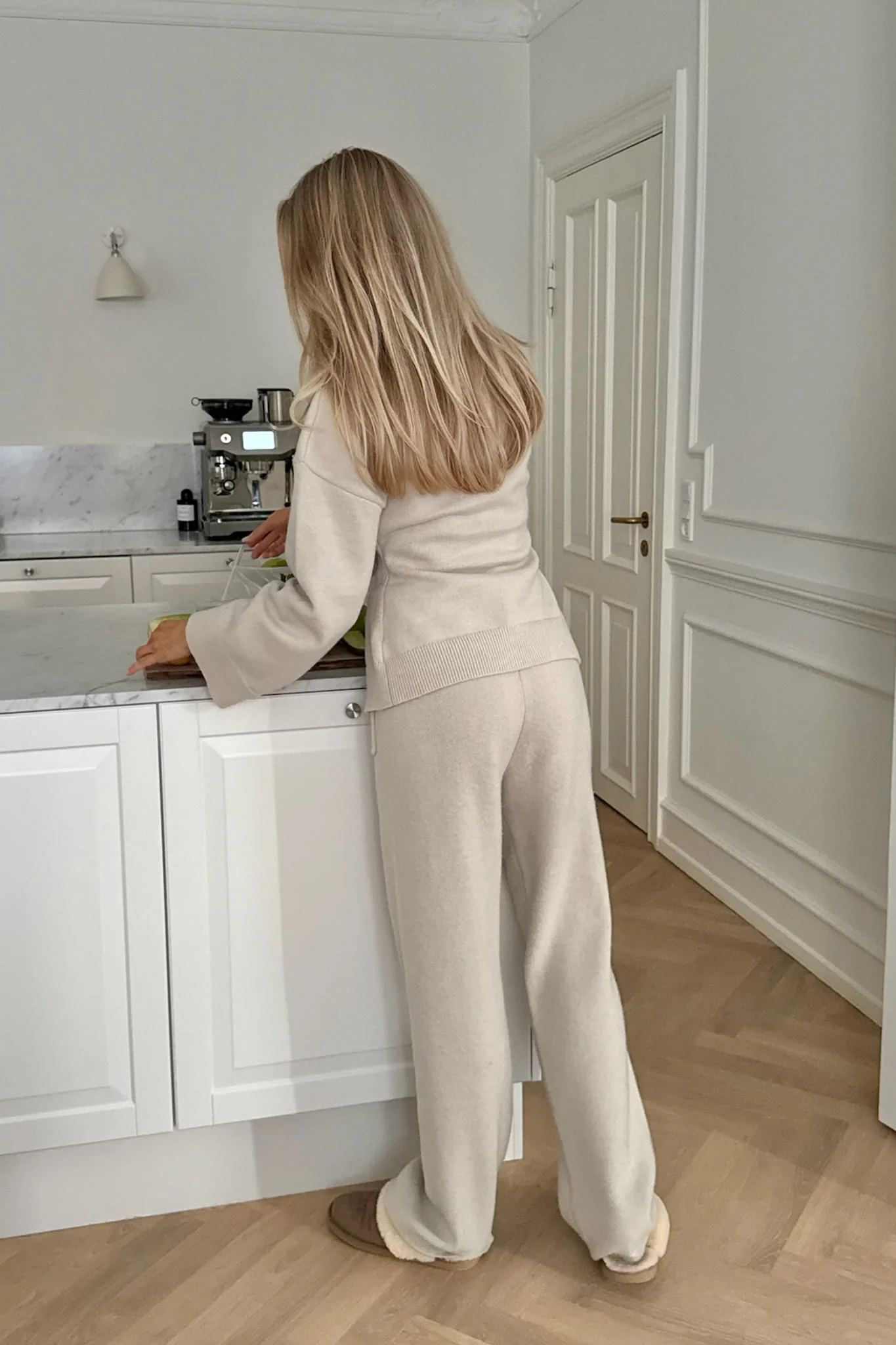 KarmaIC Fitted Cardigan - Creme - Image 3