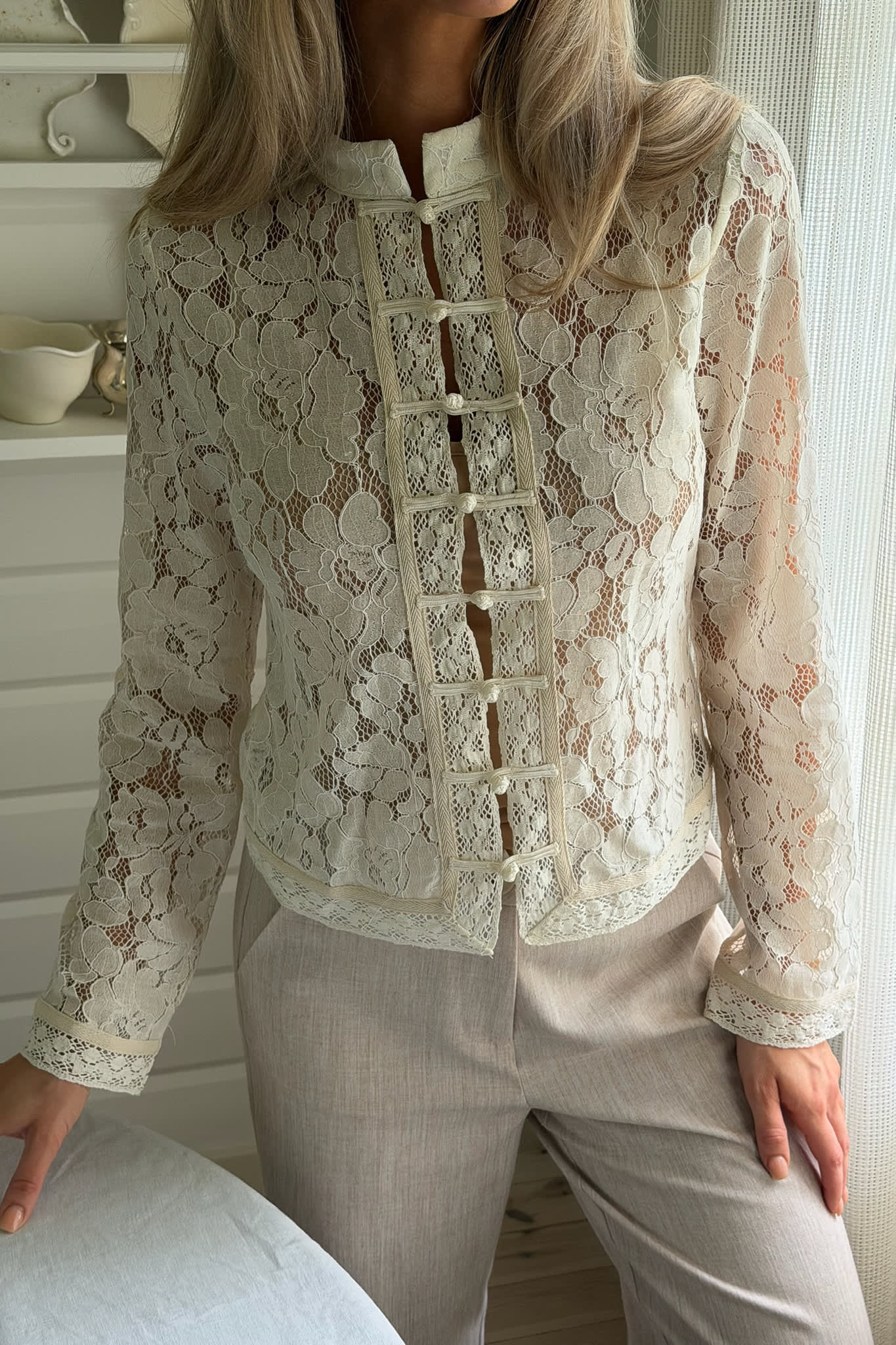 LiljaIC Shirt - Off White Lace - Image 11