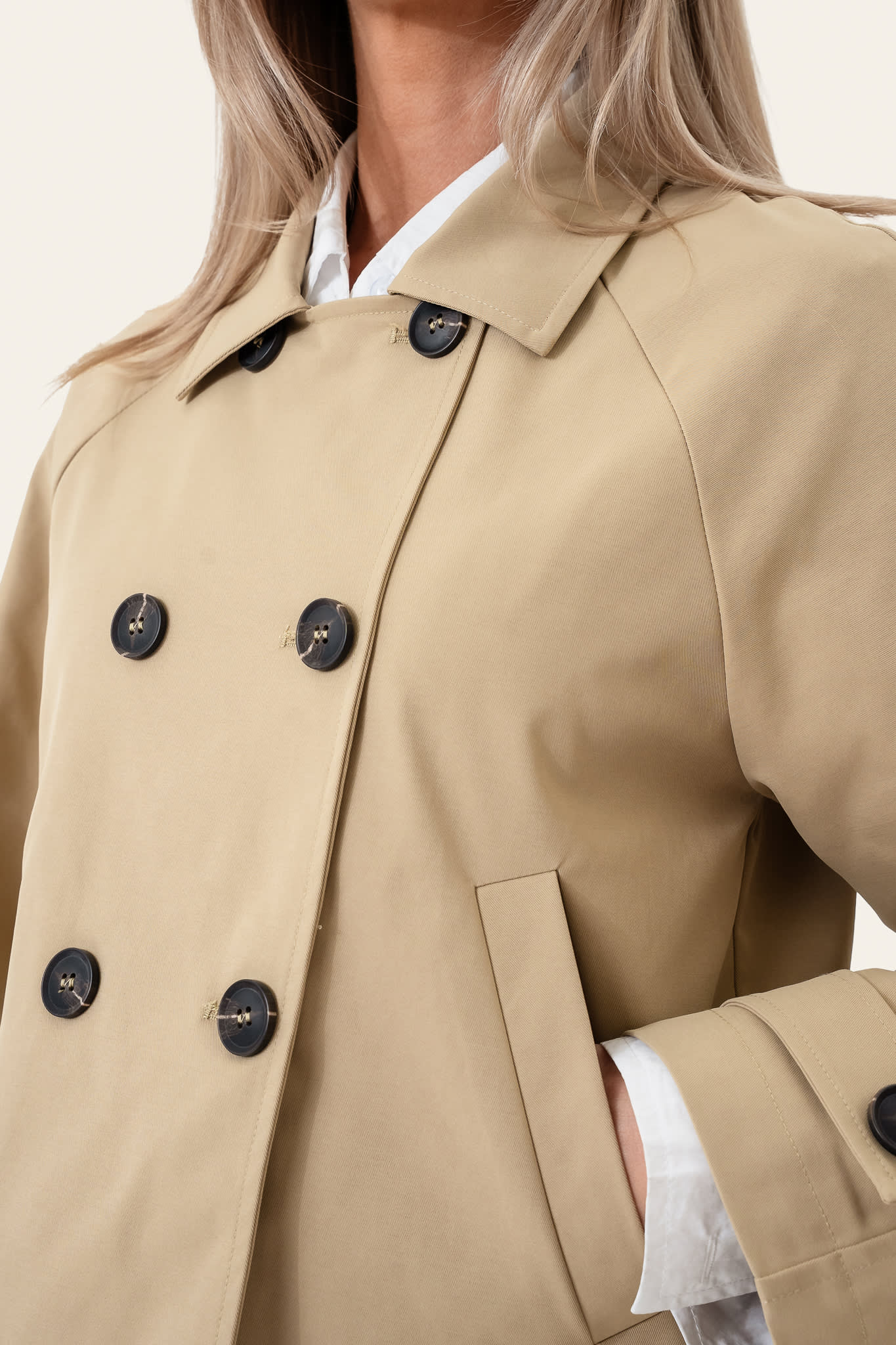 LunaIC Trenchcoat - Dark Beige - Image 6