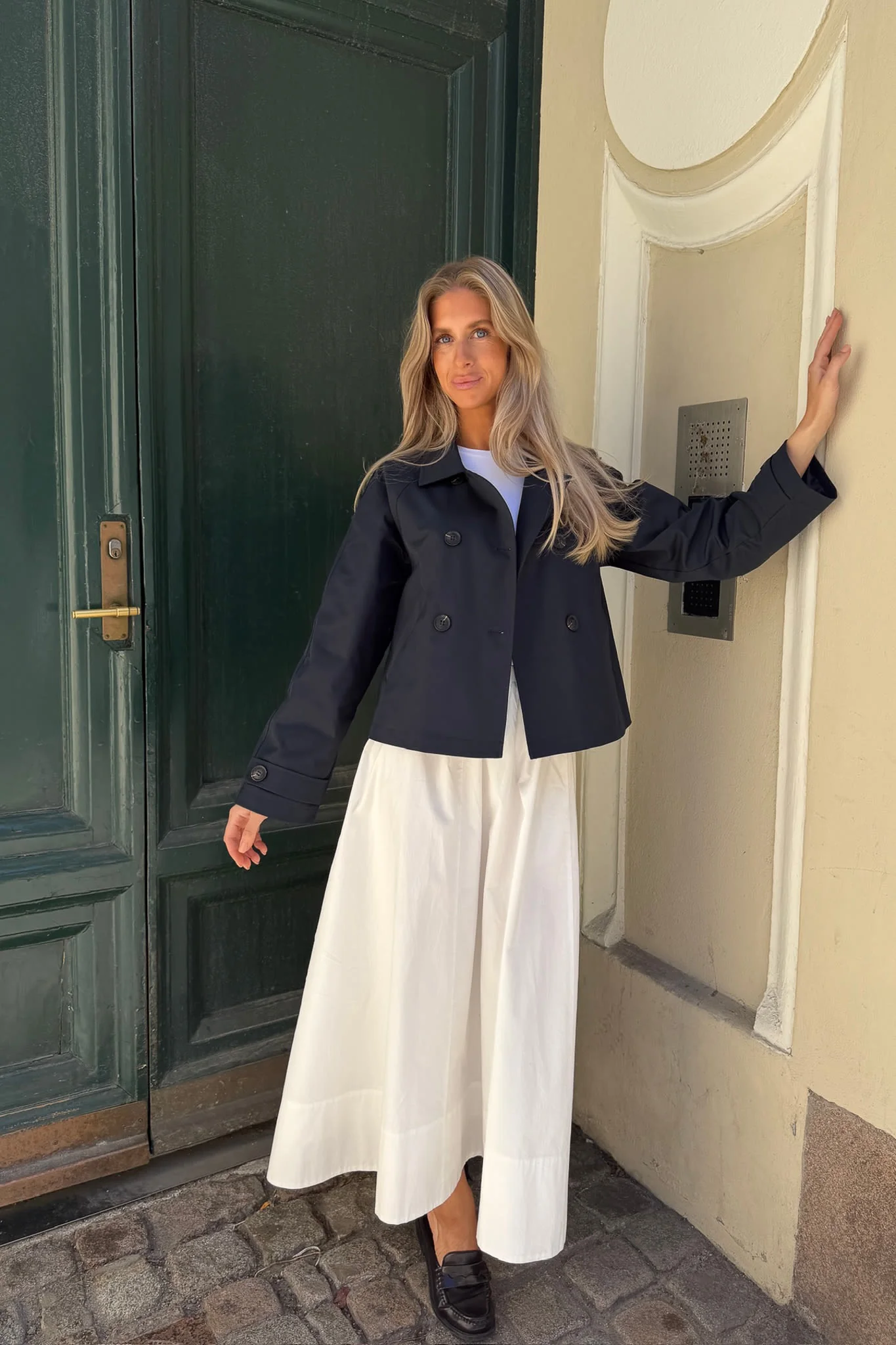 LunaIC Trenchcoat - Dark Blue - Image 9