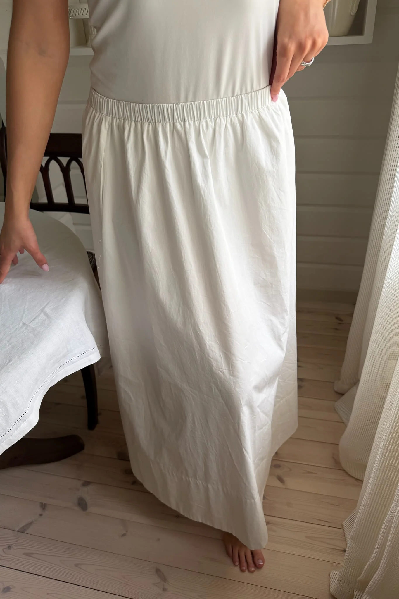 MilleIC Long Skirt - White - Image 9