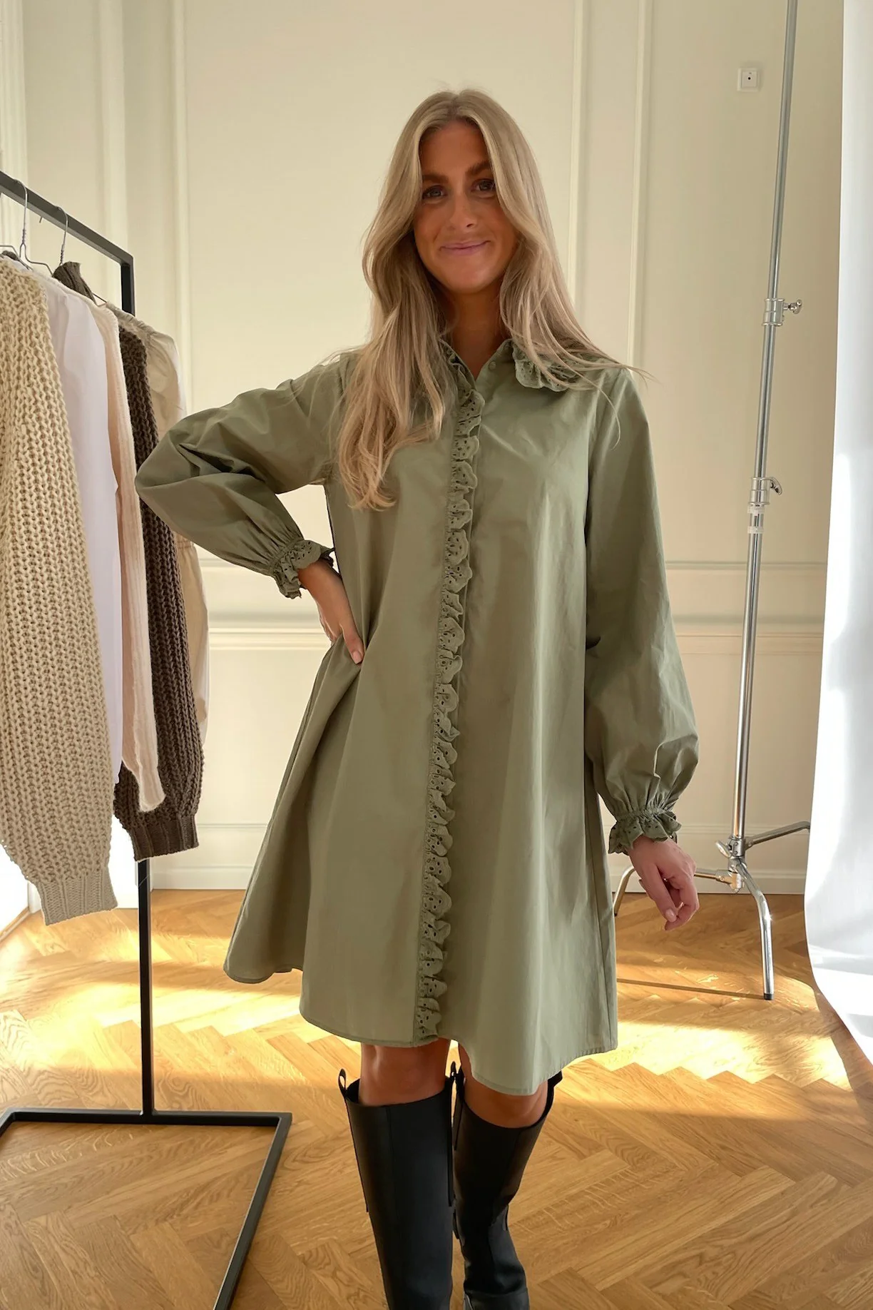 MirelleIC Dress - Green Embroidery