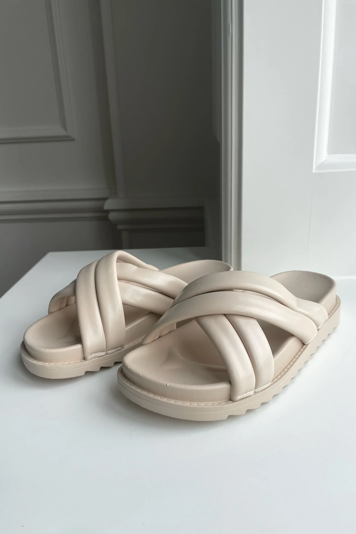 HM5009 Palma Slippers - Beige