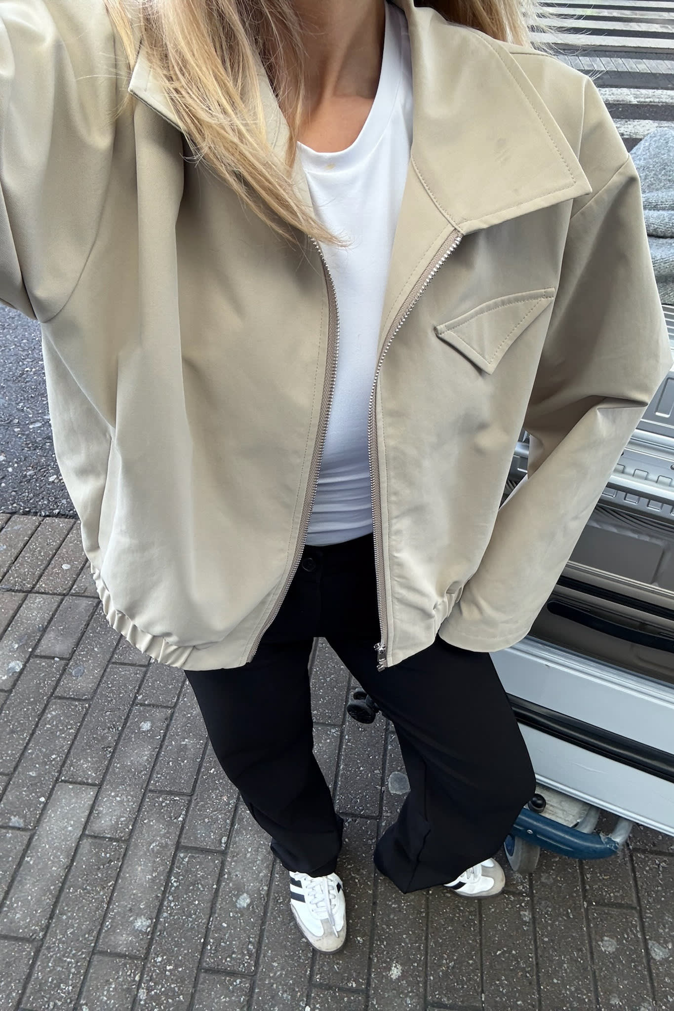 SarahIC Short Jacket - Beige