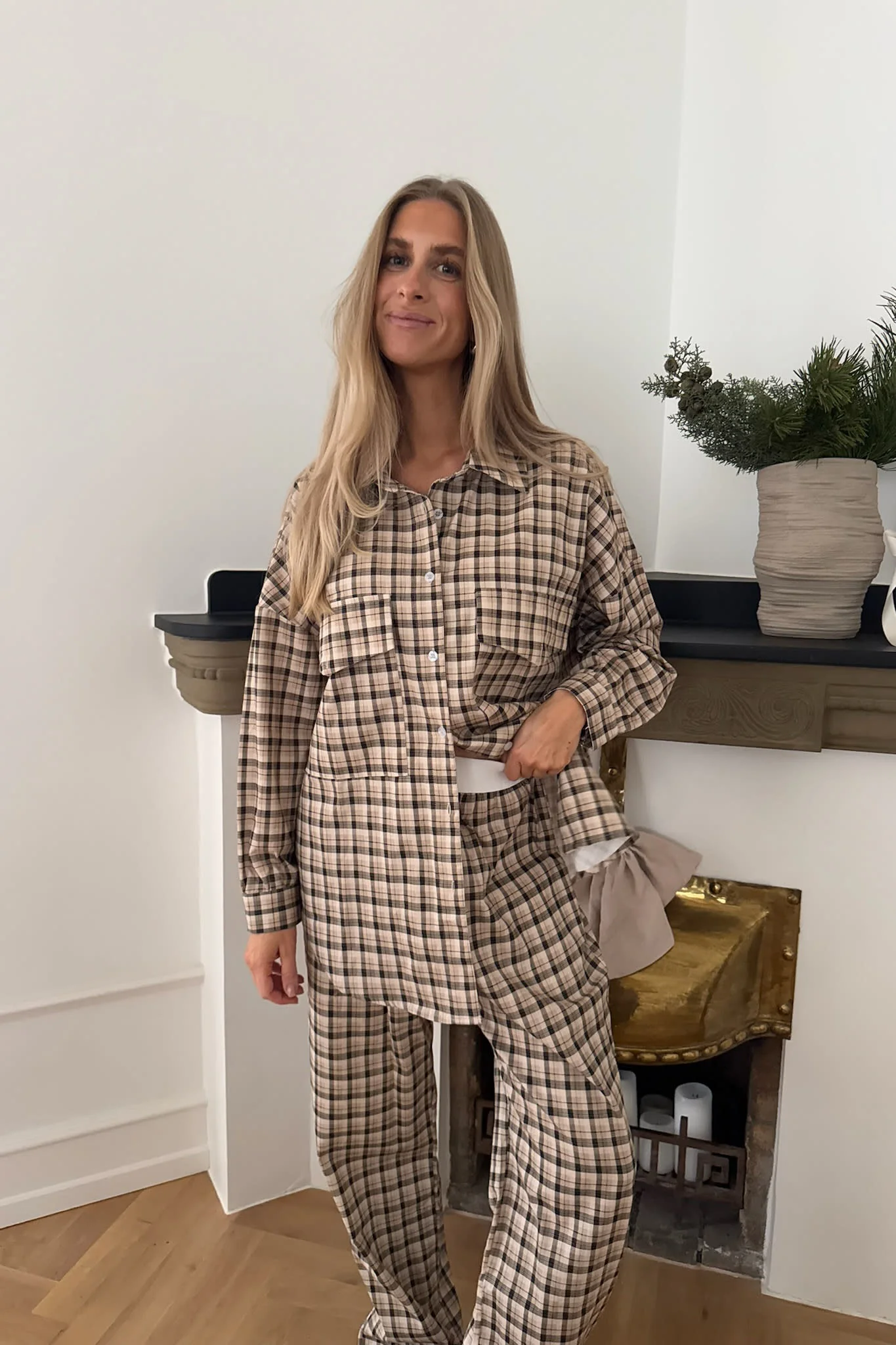 TheldaIC Shirt - Beige Black Checks - Image 3
